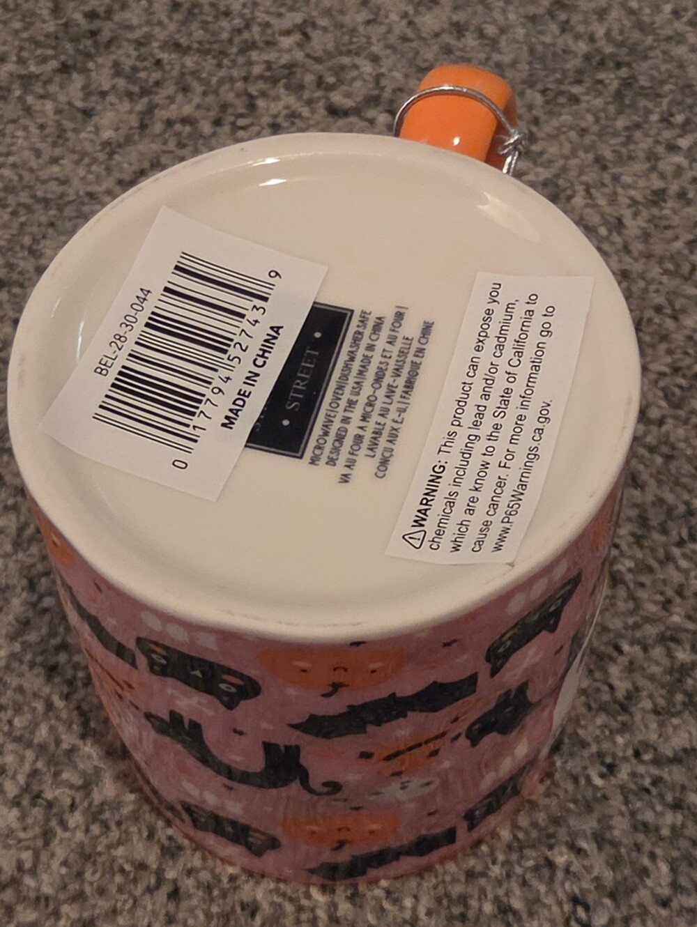 Black Cats Skulls Pumpkins Halloween Ceramic Mug - Pink & Orange - Picture 2 of 3
